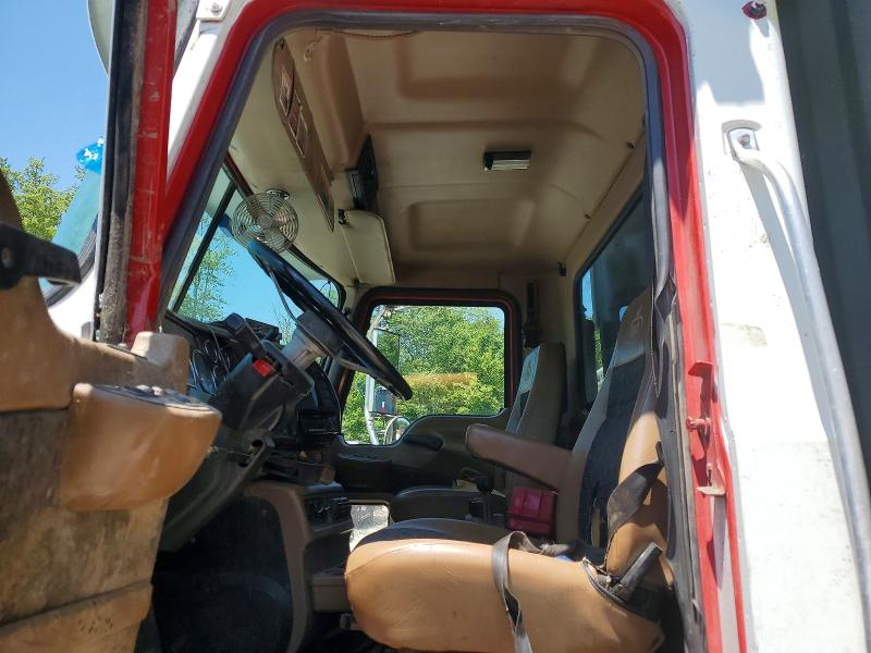 Продажа на аукционе авто 2005 Mack Cv713, vin: 1M2AG11C65M018254, номер лота: 56807676