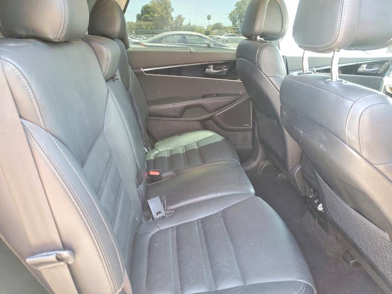 62772996 :رقم المزاد ، 5XYPKDA58GG169522 vin ، 2016 Kia Sorento مزاد بيع