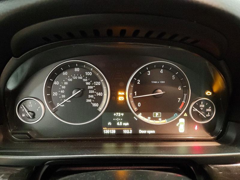 2011 Bmw 550 მანქანა იყიდება აუქციონზე, vin: WBAFU9C53BC785350, აუქციონის ნომერი: 61930476