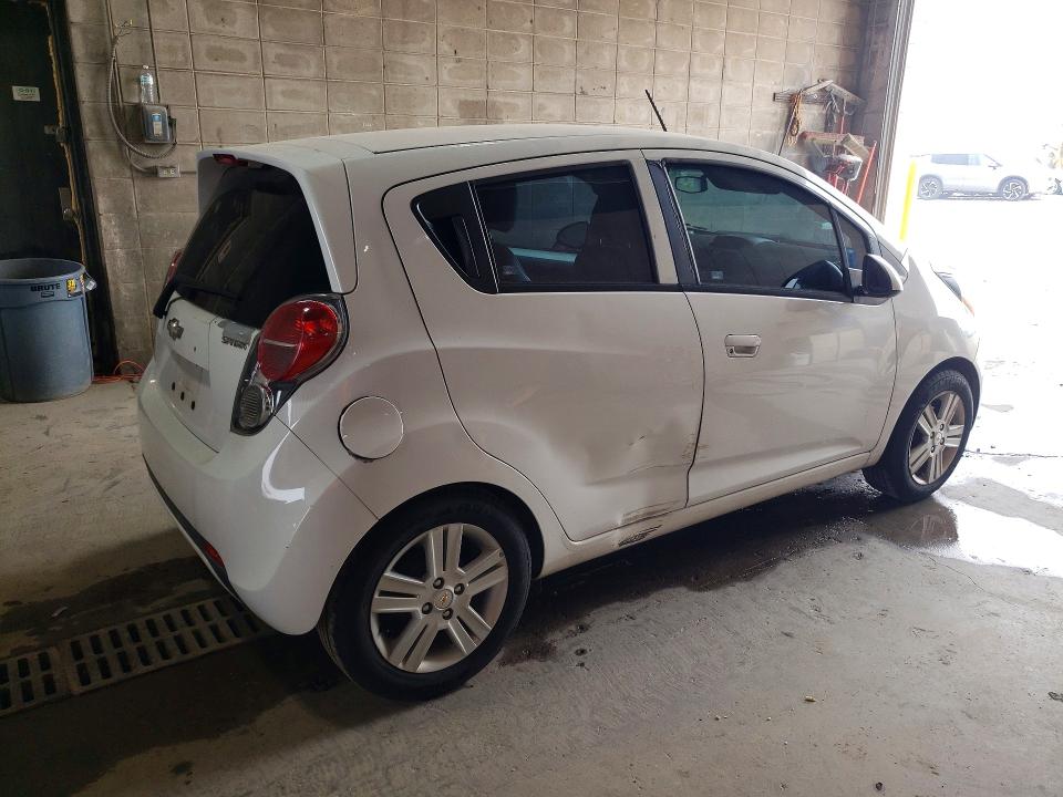 Продаж на аукціоні авто 2015 Chevrolet Spark, vin: KL8CB6S96FC737953, номер лоту: 61620416