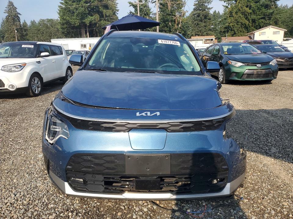 61877766 :رقم المزاد ، KNDCT3L12P5036912 vin ، 2023 Kia Niro مزاد بيع