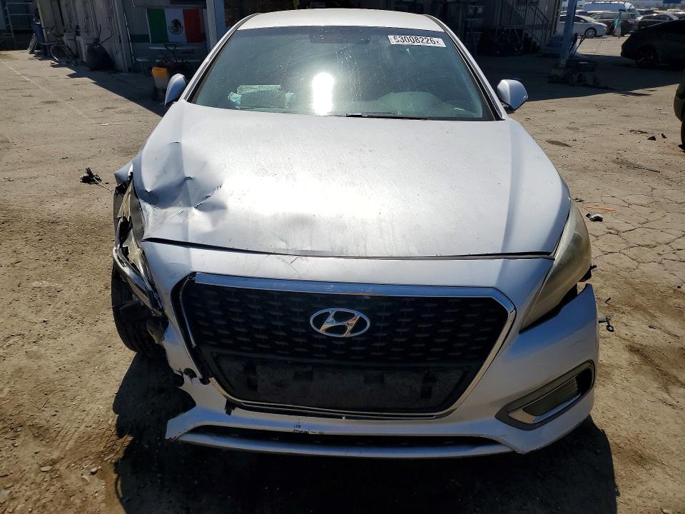 Продаж на аукціоні авто 2017 Hyundai Sonata Hybrid, vin: KMHE24L33HA070865, номер лоту: 63008226