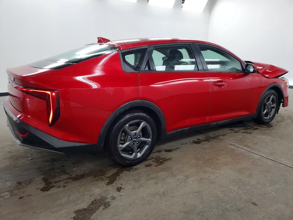 61813086 :رقم المزاد ، 3KPFT4DEXSE002315 vin ، 2025 Kia K4 مزاد بيع