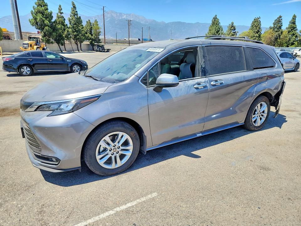 Продажа на аукционе авто 2026 Toyota Sienna, vin: 5TDYSKFC0TS249815, номер лота: 60066976