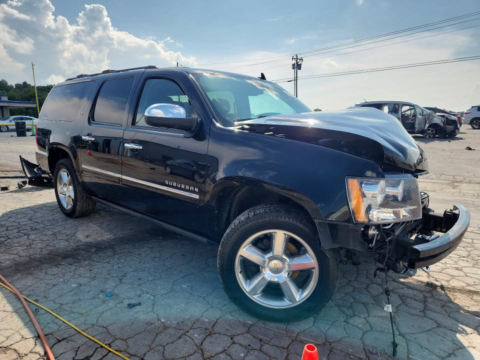 Продаж на аукціоні авто 2011 Chevrolet Suburban, vin: 1GNSKKE34BR372609, номер лоту: 60214856