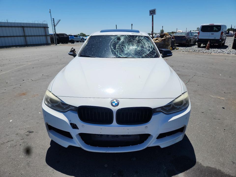 60328536 :رقم المزاد ، WBA3A9C54EF477795 vin ، 2014 Bmw 335 مزاد بيع