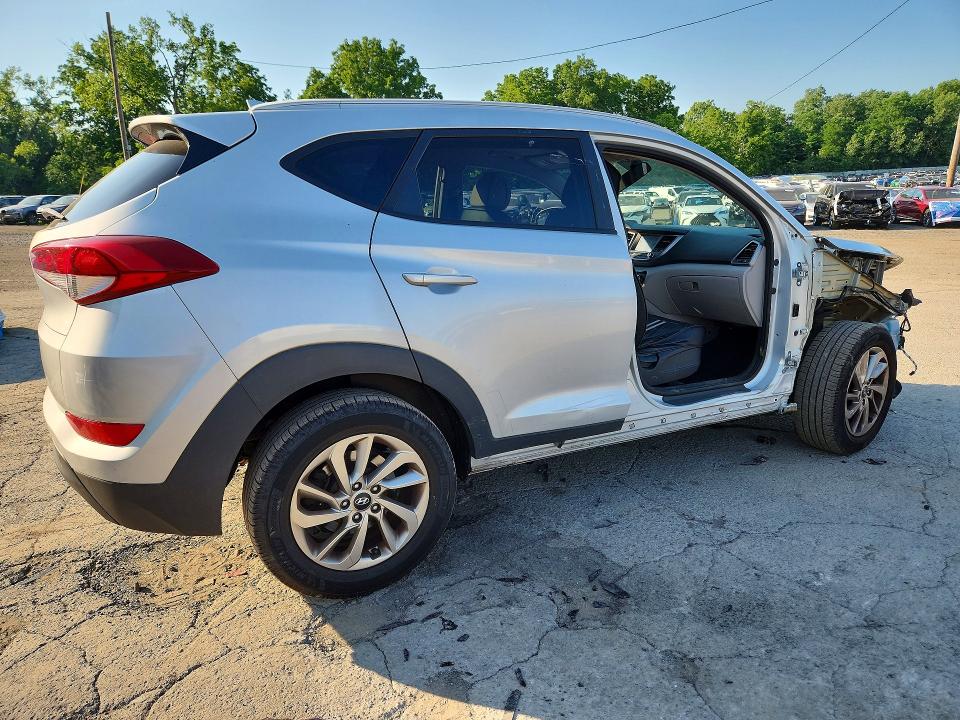 2018 Hyundai Tucson მანქანა იყიდება აუქციონზე, vin: KM8J33A43JU713799, აუქციონის ნომერი: 61155766