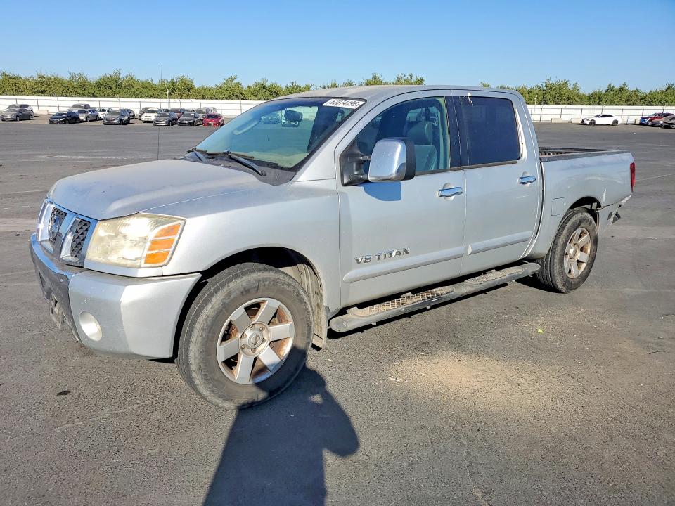 62874496 :رقم المزاد ، 1N6AA07A25N544720 vin ، 2005 Nissan Titan مزاد بيع