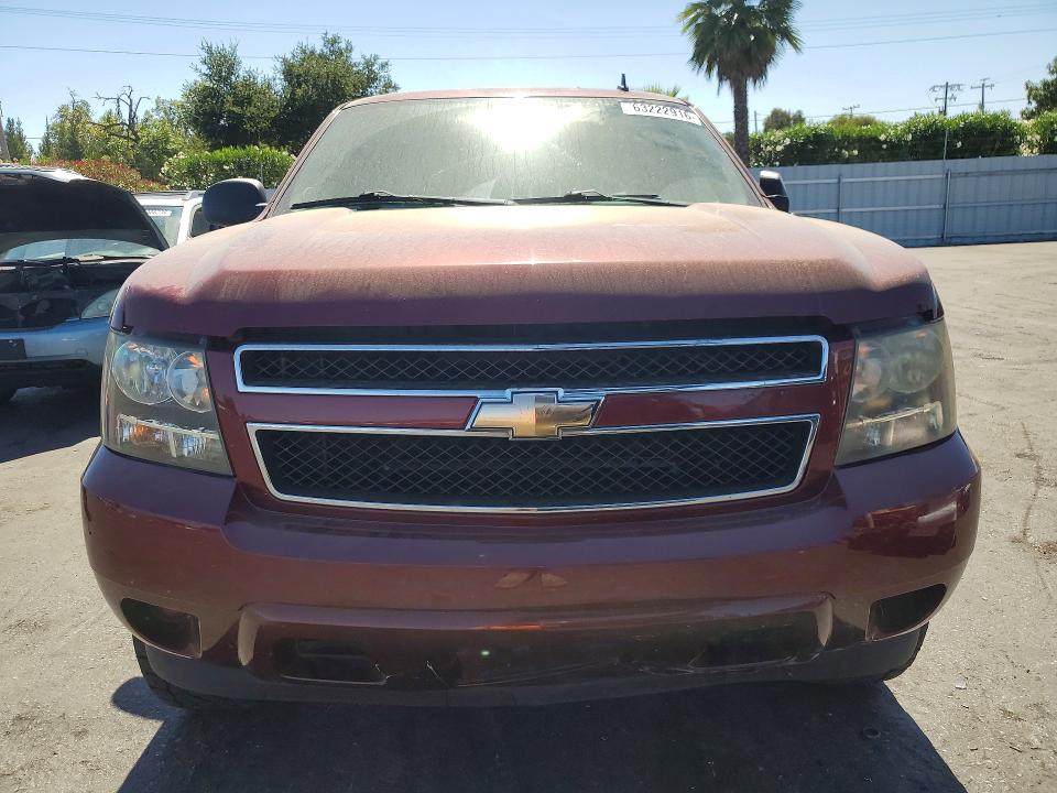63222916 :رقم المزاد ، 1GNFC16J58J204071 vin ، 2008 Chevrolet Suburban مزاد بيع