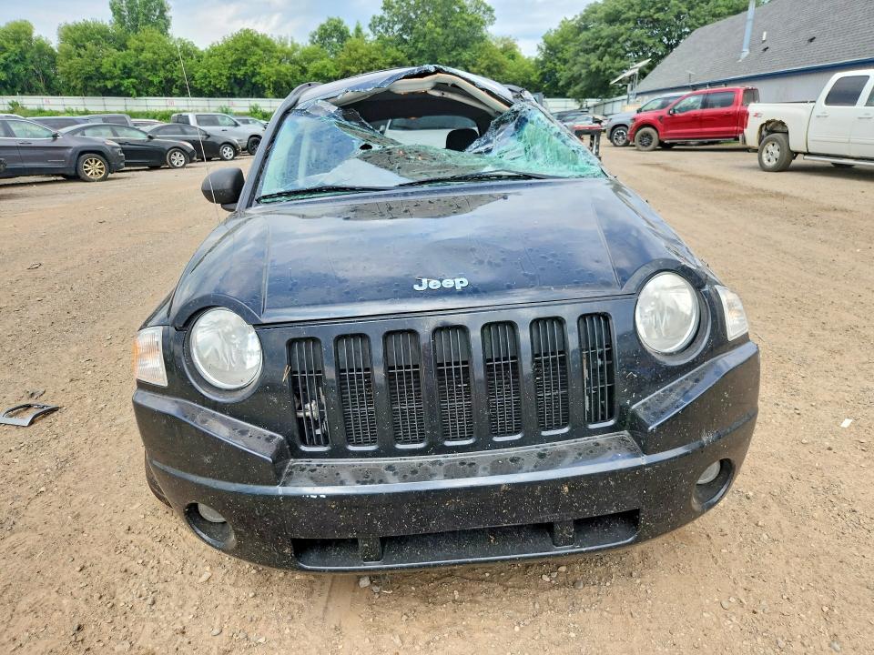 59584636 :رقم المزاد ، 1J8FF47W17D122453 vin ، 2007 Jeep Compass مزاد بيع