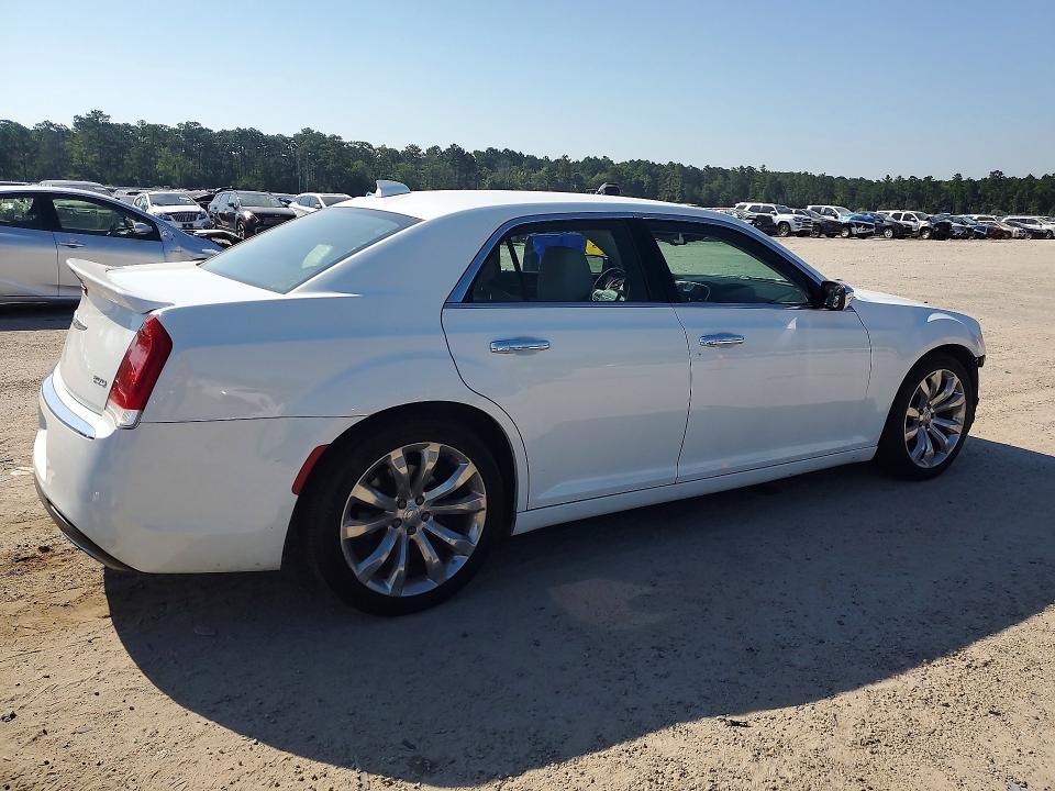 60029456 :رقم المزاد ، 2C3CCAEG1JH159725 vin ، 2018 Chrysler 300 مزاد بيع