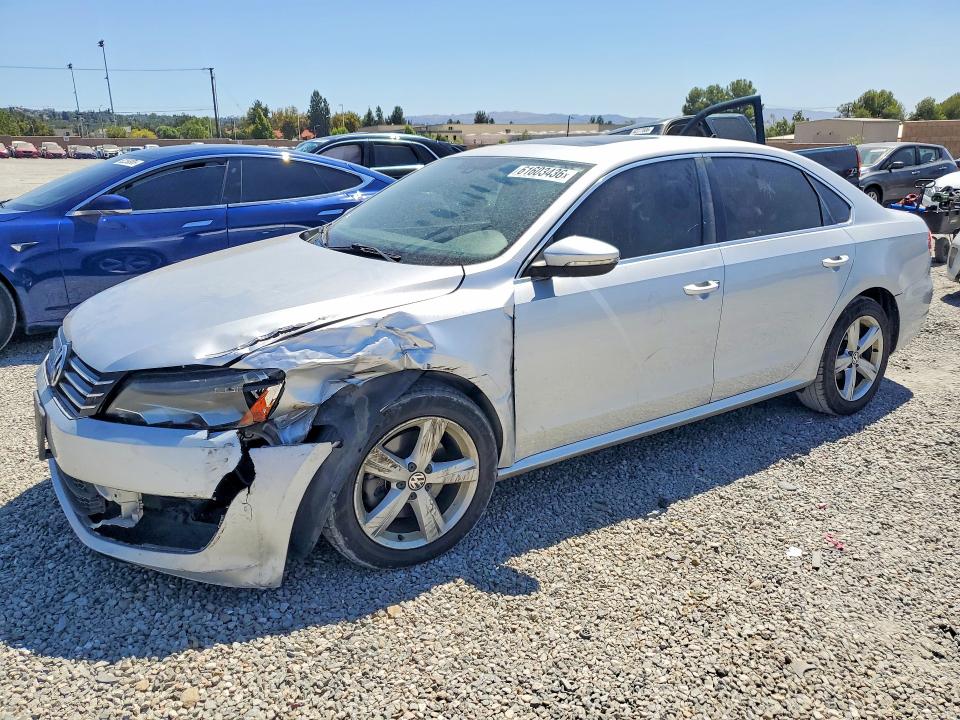 2012 Volkswagen Passat მანქანა იყიდება აუქციონზე, vin: 1VWBP7A36CC024289, აუქციონის ნომერი: 61603436