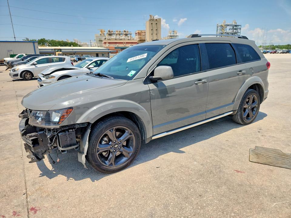 63251396 :رقم المزاد ، 3C4PDCGB6LT261250 vin ، 2020 Dodge Journey مزاد بيع