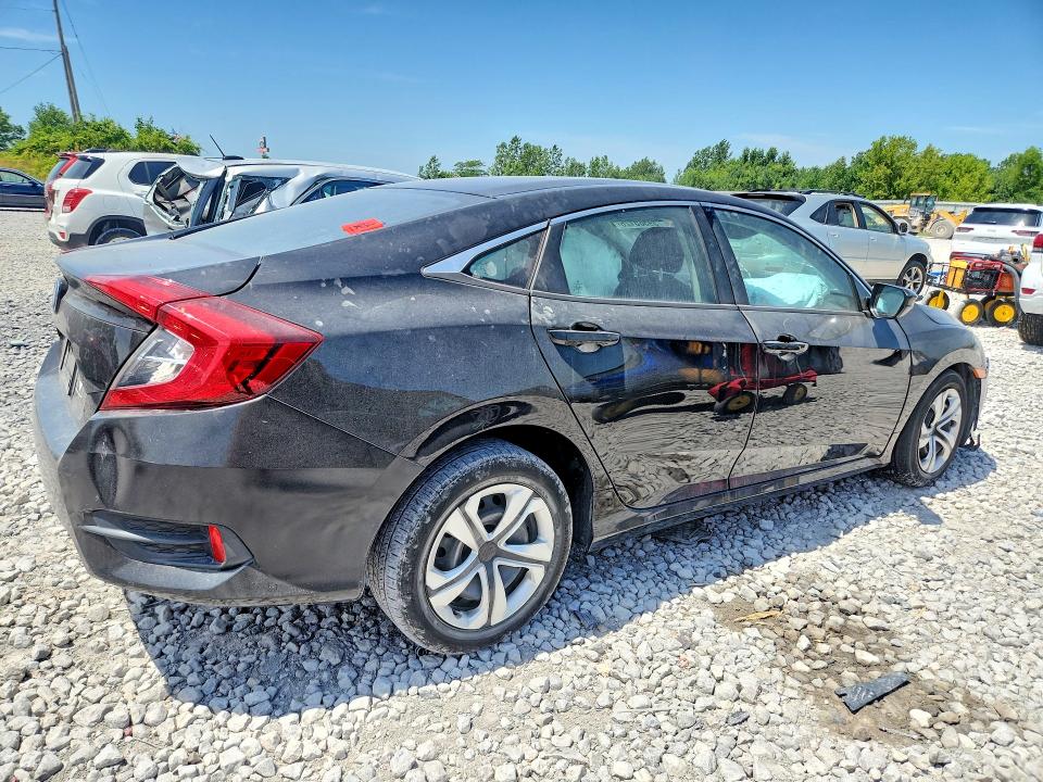 Продаж на аукціоні авто 2018 Honda Civic, vin: 2HGFC2F57JH584346, номер лоту: 59385126