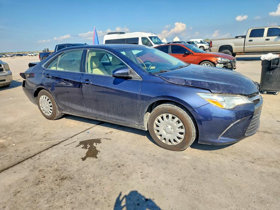 2015 Toyota Camry მანქანა იყიდება აუქციონზე, vin: 4T4BF1FKXFR482744, აუქციონის ნომერი: 59980896