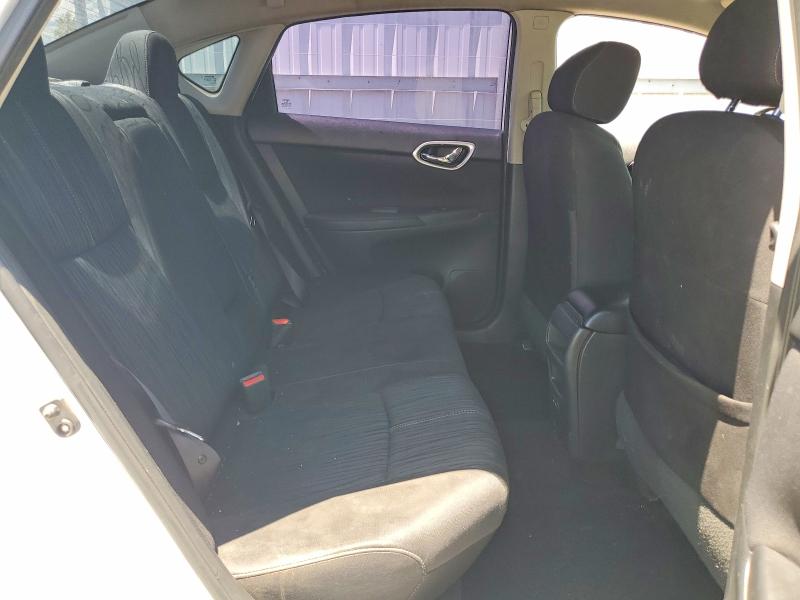 Продажа на аукционе авто 2018 Nissan Sentra, vin: 3N1AB7AP9JL624096, номер лота: 61057666