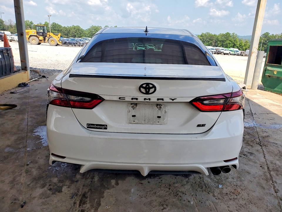 2021 Toyota Camry მანქანა იყიდება აუქციონზე, vin: 4T1T11AKXMU481580, აუქციონის ნომერი: 58704246