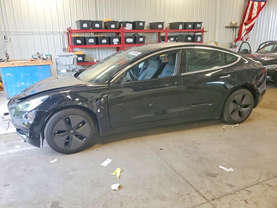 58756486 :رقم المزاد ، 5YJ3E1EB9JF182203 vin ، 2018 Tesla Model 3 مزاد بيع