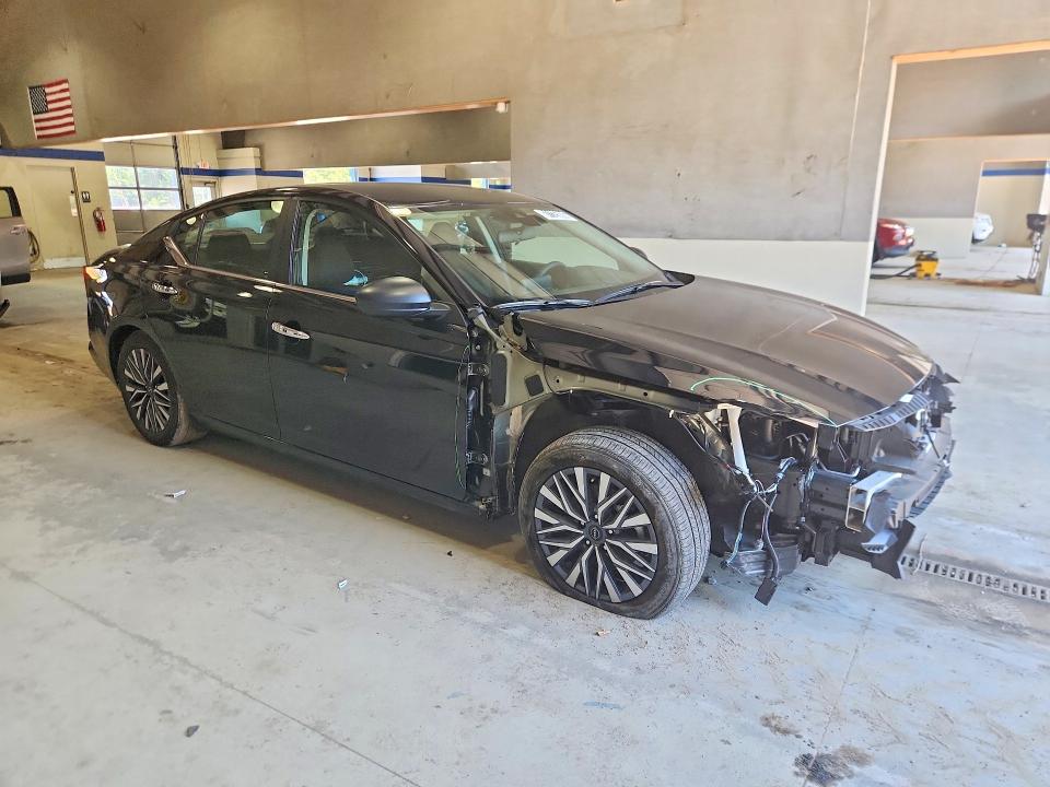 61125086 :رقم المزاد ، 1N4BL4DV1SN402537 vin ، 2025 Nissan Altima مزاد بيع