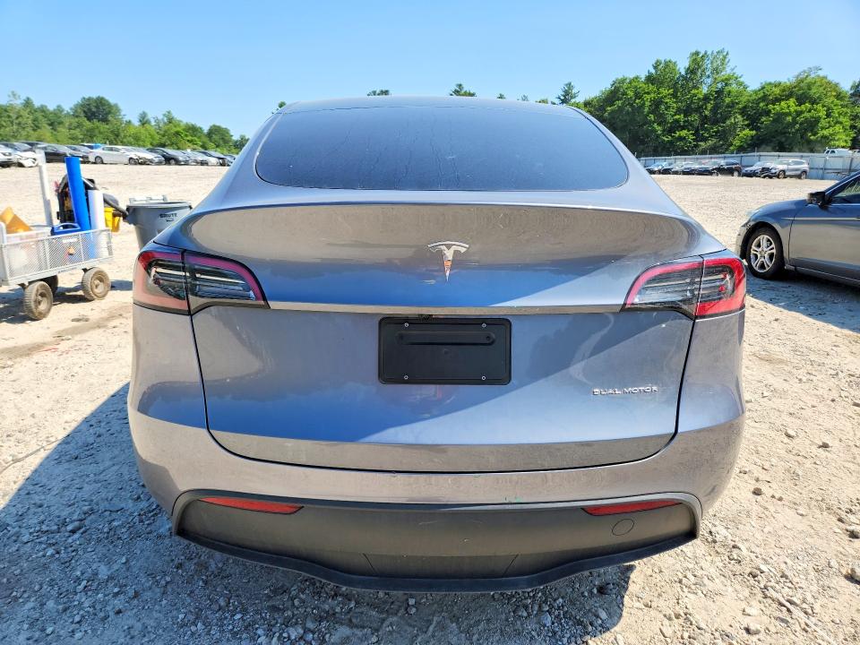 Продаж на аукціоні авто 2024 Tesla Model Y, vin: 7SAYGDEE1RF202194, номер лоту: 61403416