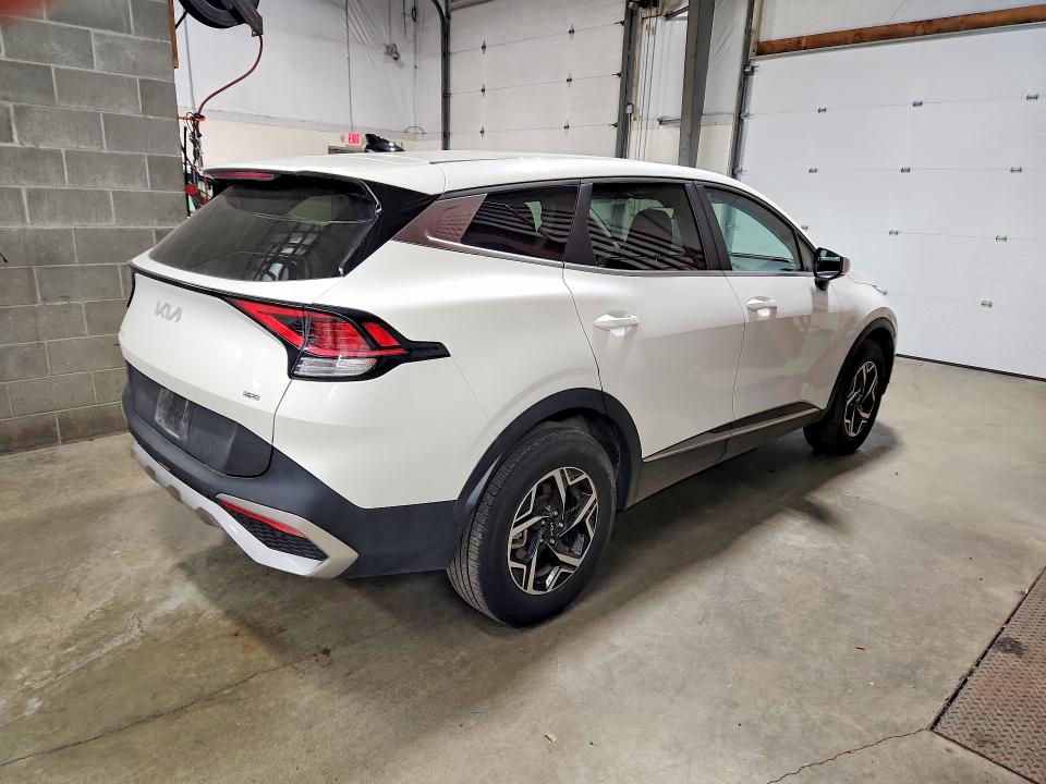 63248386 :رقم المزاد ، KNDPUCAF2P7205442 vin ، 2023 Kia Sportage مزاد بيع