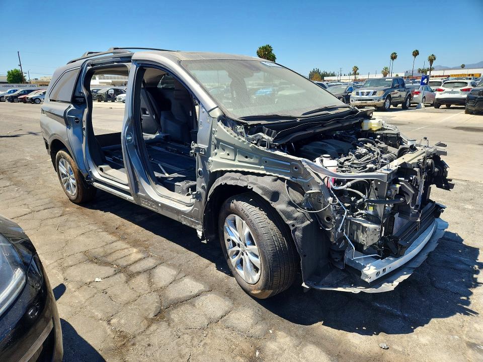 61930596 :رقم المزاد ، 5TDYRKEC4TS297265 vin ، 2026 Toyota Sienna مزاد بيع