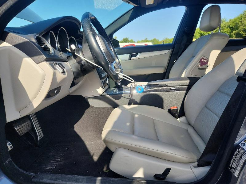 Продажа на аукционе авто 2014 Mercedes-benz C, vin: WDDGF4HB1EA960414, номер лота: 61549386