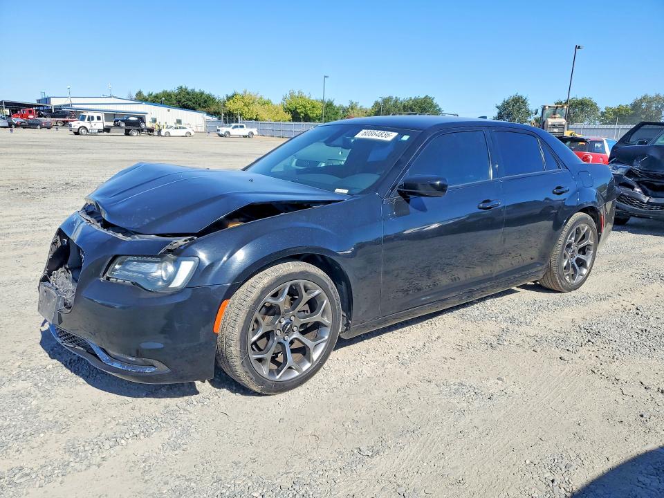 Продаж на аукціоні авто 2015 Chrysler 300, vin: 2C3CCABG4FH922560, номер лоту: 60864836