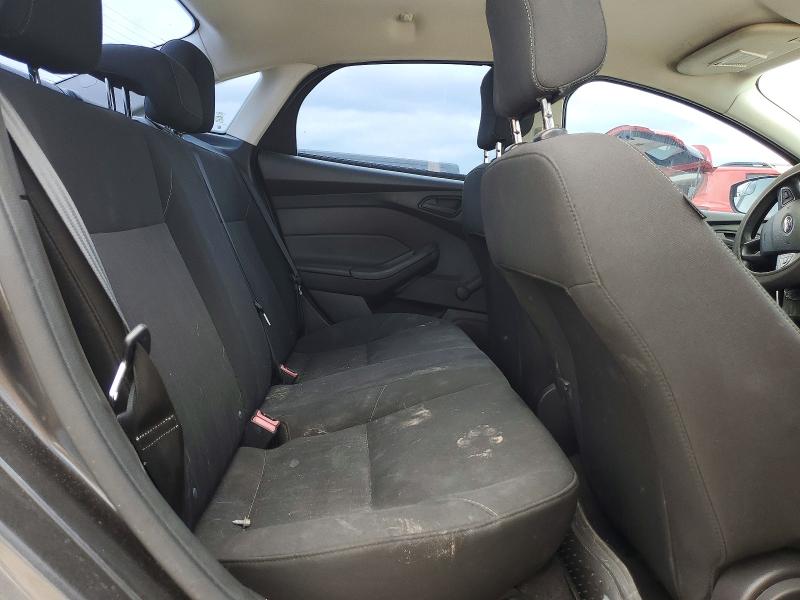 62140956 :رقم المزاد ، 1FADP3E28GL288843 vin ، 2016 Ford Focus مزاد بيع