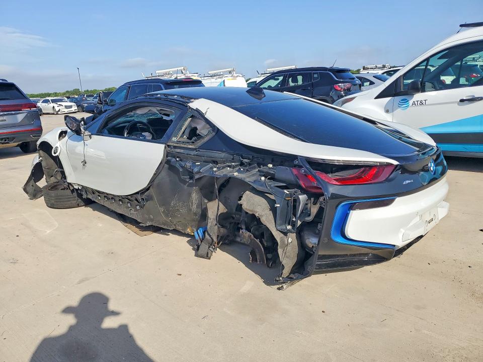 60699896 :رقم المزاد ، WBY2Z2C57GV675647 vin ، 2016 Bmw I8 مزاد بيع