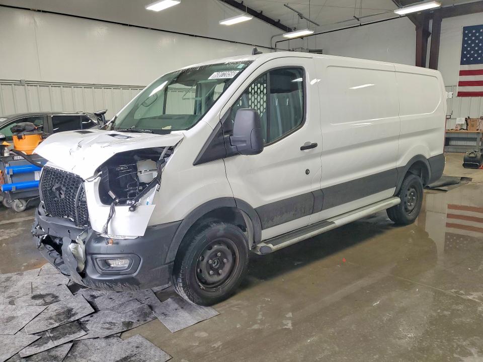 60072056 :رقم المزاد ، 1FTBR1Y89SKA55830 vin ، 2025 Ford Transit مزاد بيع