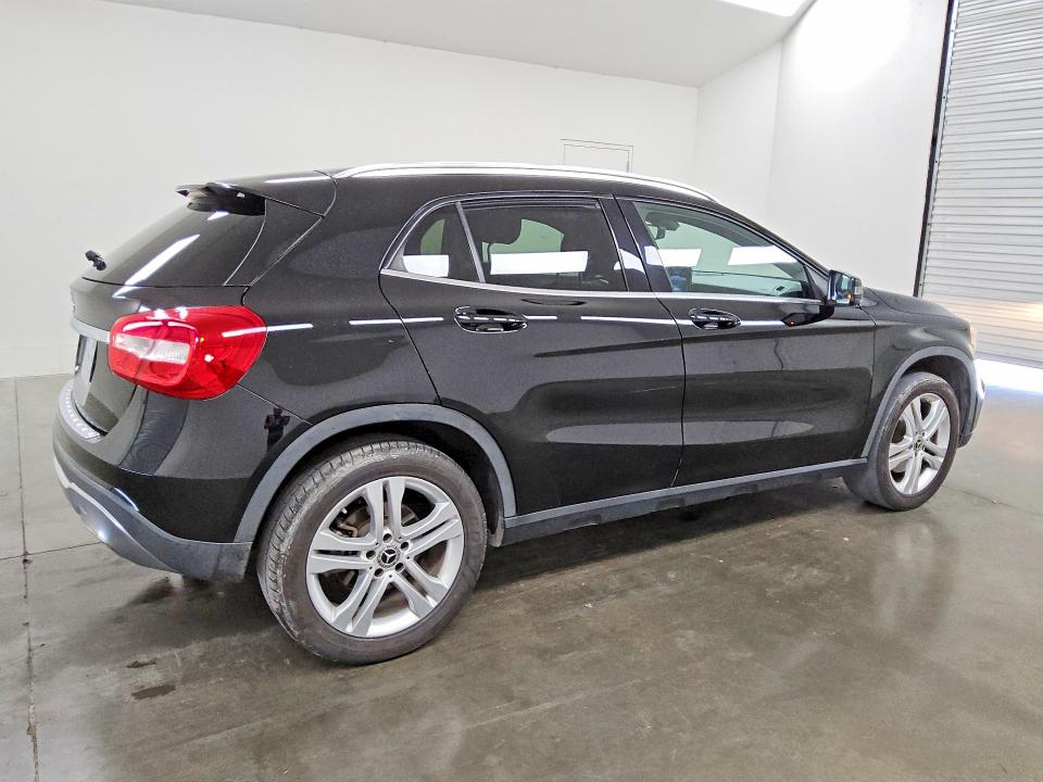 Aukcja sprzedaży 2020 Mercedes-benz Gla, vin: WDCTG4EB1LJ664956, numer aukcji: 62640956