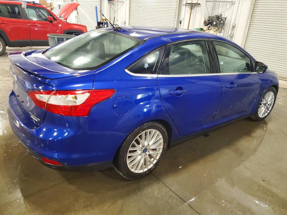 60563596 :رقم المزاد ، 1FADP3J23EL374046 vin ، 2014 Ford Focus مزاد بيع