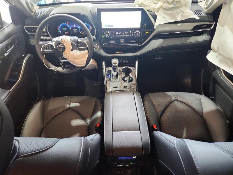 61066356 :رقم المزاد ، 5TDXBRCH1TS714560 vin ، 2026 Toyota Highlander Hybrid مزاد بيع