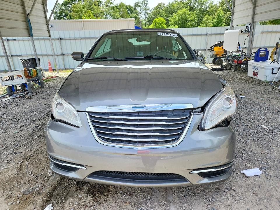 Продажа на аукционе авто 2013 Chrysler 200, vin: 1C3BCBEB9DN526629, номер лота: 62475516