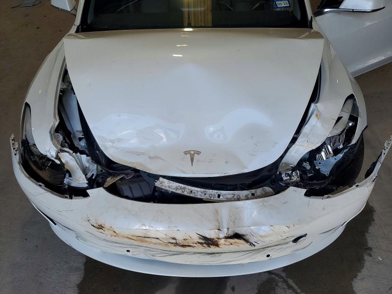 61312326 :رقم المزاد ، 5YJ3E1EAXLF590915 vin ، 2020 Tesla Model 3 مزاد بيع