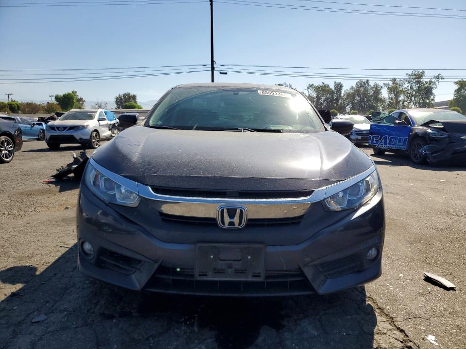 Aukcja sprzedaży 2018 Honda Civic, vin: JHMFC1F35JX014332, numer aukcji: 63554346