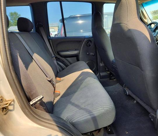 61040096 :رقم المزاد ، 1J4GL48K22W256248 vin ، 2002 Jeep Liberty مزاد بيع