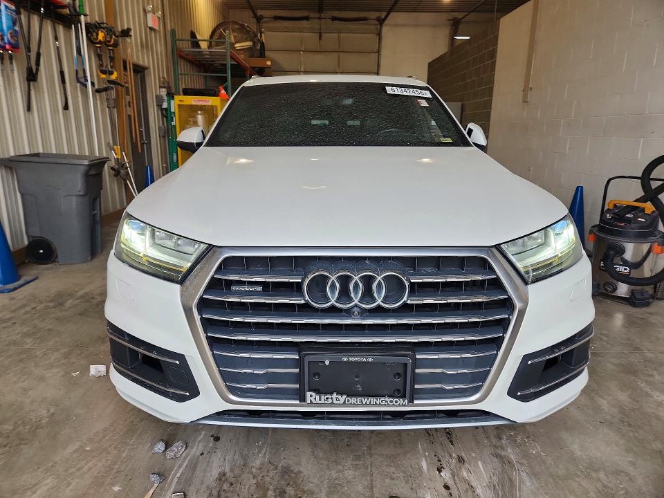 61342456 :رقم المزاد ، WA1VAAF7XHD006707 vin ، 2017 Audi Q7 مزاد بيع