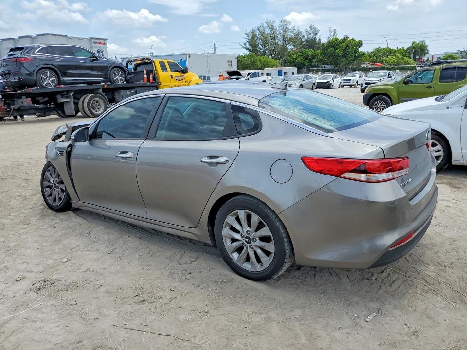 Aukcja sprzedaży 2017 Kia Optima, vin: 5XXGT4L38HG146188, numer aukcji: 61594936