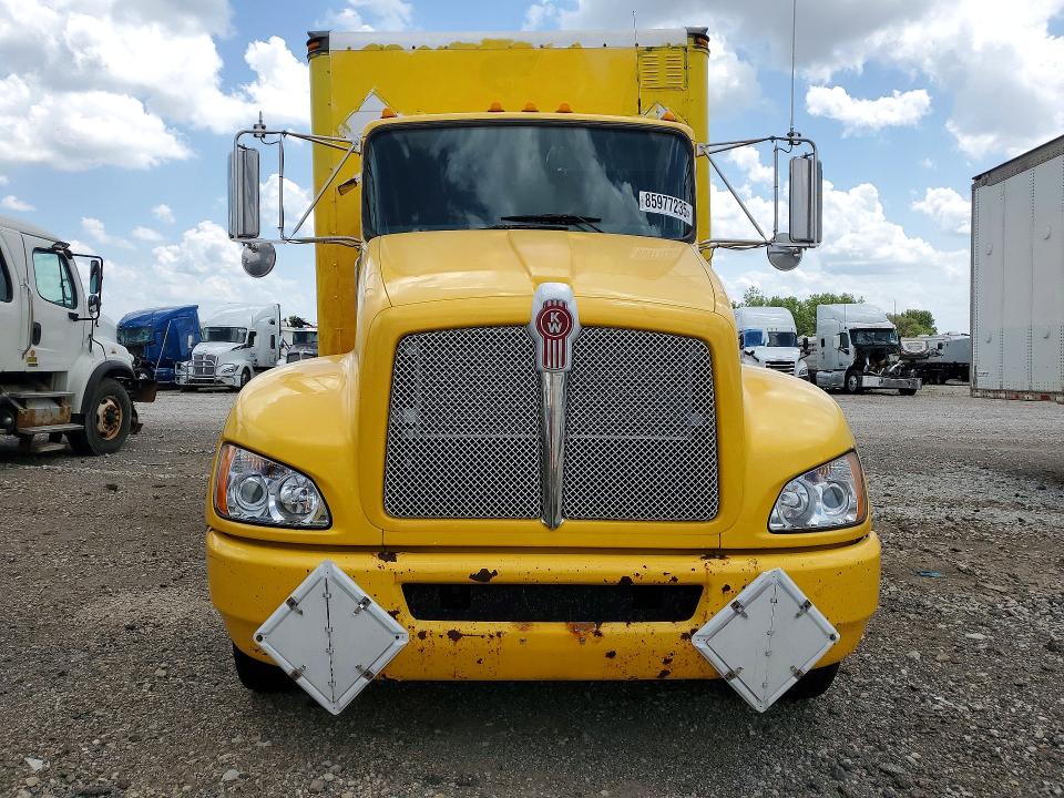 85977235 :رقم المزاد ، 2NKHHM6X2CM333684 vin ، 2012 Kenworth Construction مزاد بيع