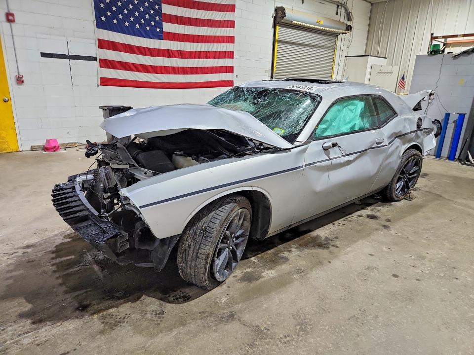 59945016 :رقم المزاد ، 2C3CDZKG1NH246868 vin ، 2022 Dodge Challenger مزاد بيع