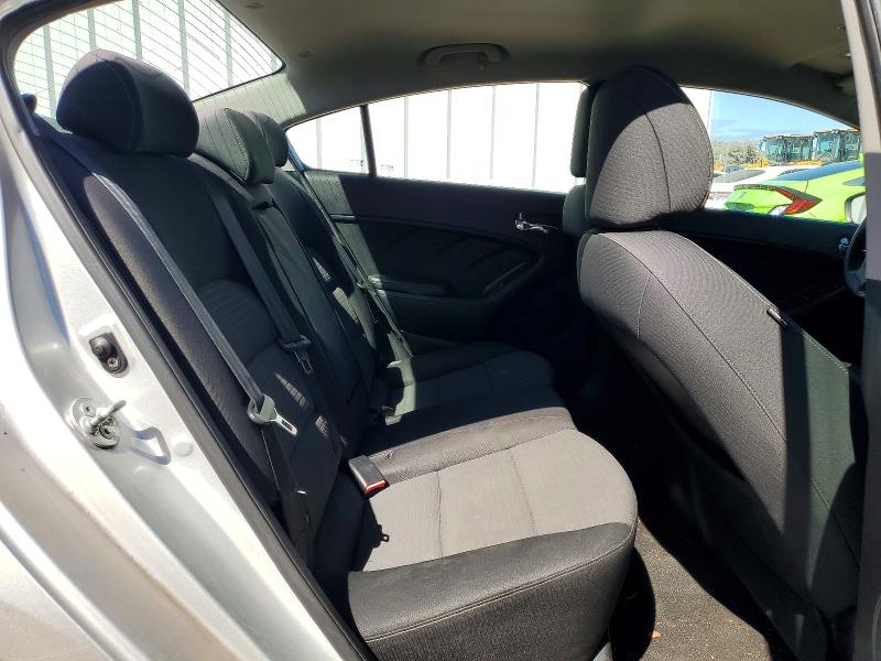2014 Kia Forte მანქანა იყიდება აუქციონზე, vin: KNAFX4A66E5063305, აუქციონის ნომერი: 62870596