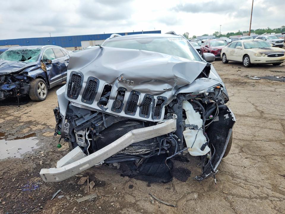 Продажа на аукционе авто 2015 Jeep Cherokee, vin: 1C4PJMCB9FW636311, номер лота: 60691456