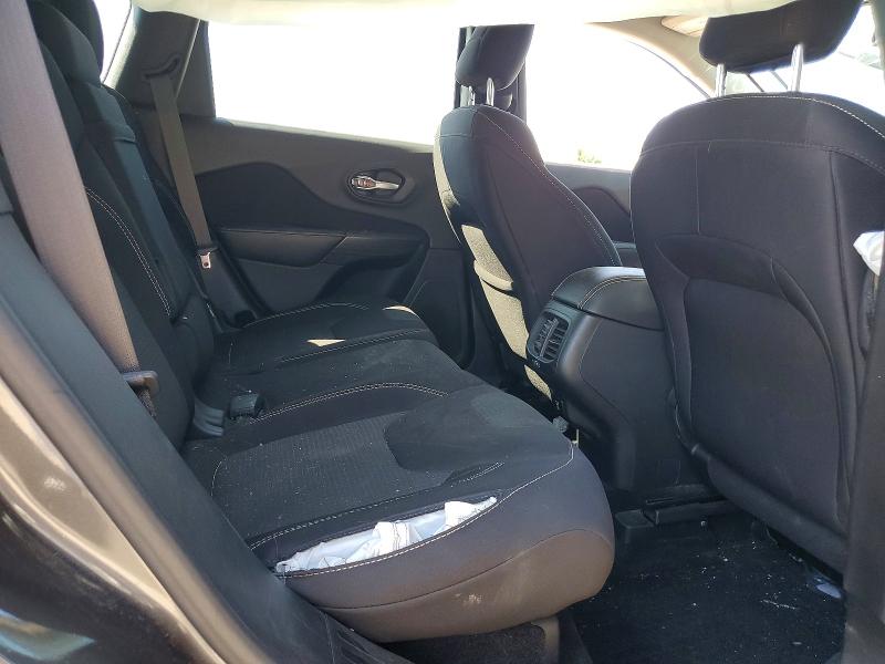 Auction sale of the 2015 Jeep Cherokee, vin: 1C4PJMCSXFW702817, lot number: 62602666