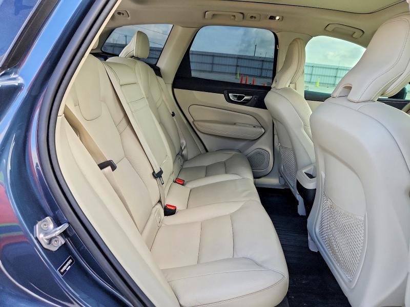 59155096 :رقم المزاد ، YV4102DK4M1759730 vin ، 2021 Volvo Xc60 مزاد بيع