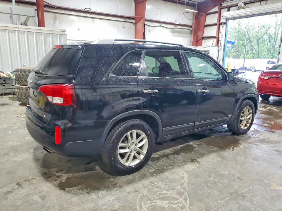 2015 Kia Sorento მანქანა იყიდება აუქციონზე, vin: 5XYKTDA78FG645548, აუქციონის ნომერი: 63013106