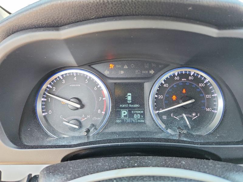 Продаж на аукціоні авто 2015 Toyota Highlander, vin: 5TDBKRFH9FS102195, номер лоту: 61880056