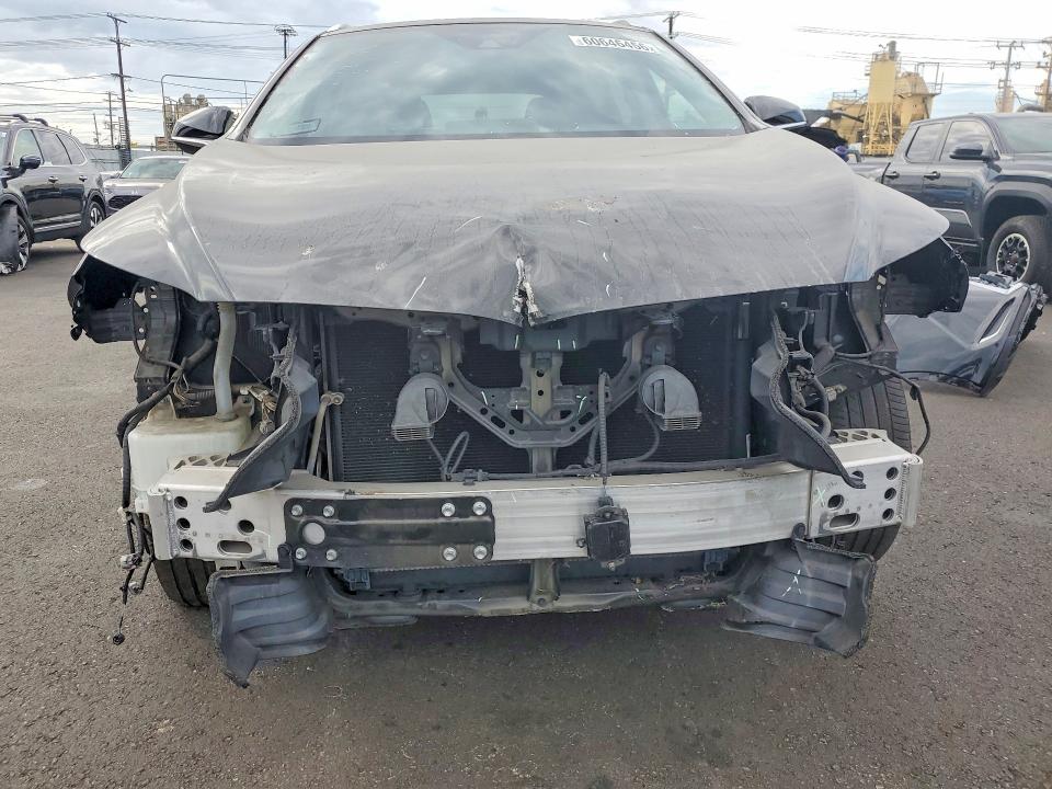 60646456 :رقم المزاد ، 2T2HZMAA2MC211151 vin ، 2021 Lexus Rx مزاد بيع