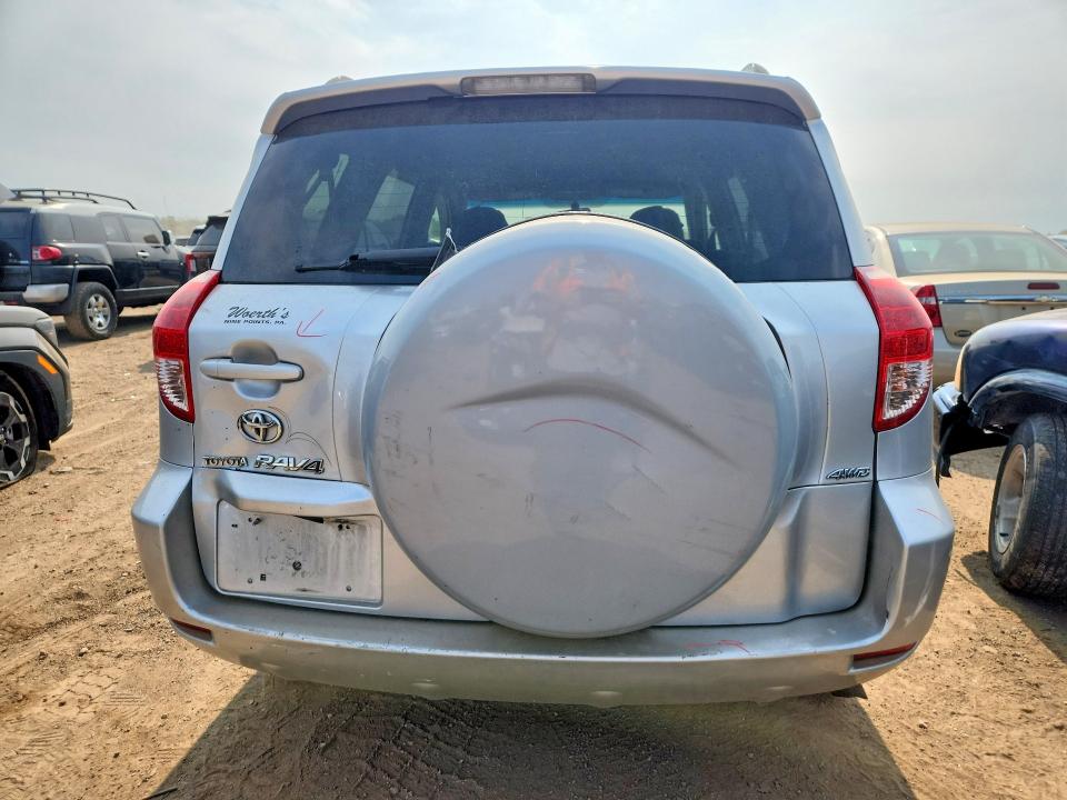 2006 Toyota Rav4 მანქანა იყიდება აუქციონზე, vin: JTMBD35V265049117, აუქციონის ნომერი: 62321016